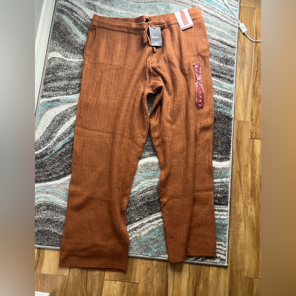 DKNY Cashmere blend bottoms